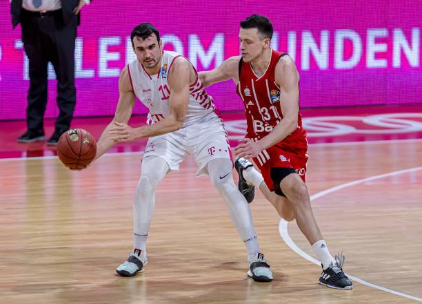 最强的队伍 最强的队伍