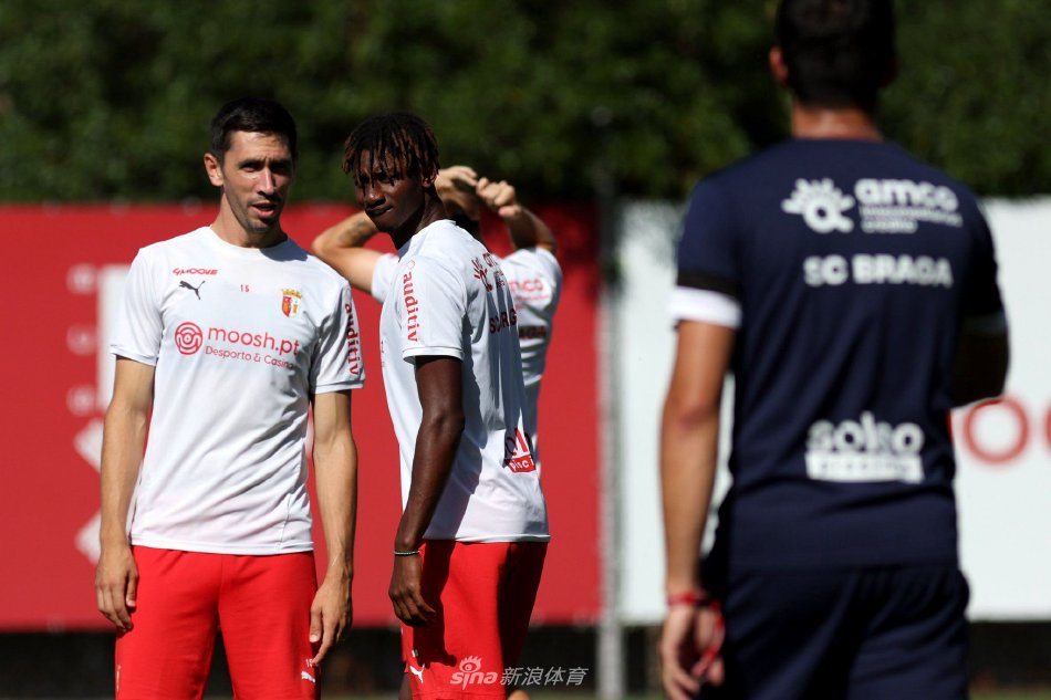 再次让我们 再次让我们